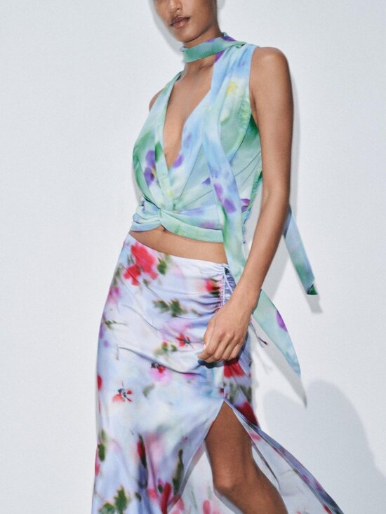 Zara Tops - NWT Zara Printed Halter Top Size L